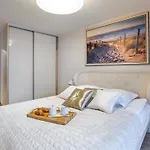 A008 Lux Tukan Polanki Park - Appartement