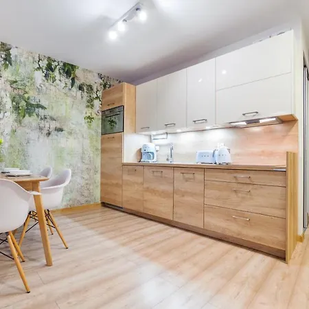 A008 Lux Tukan Polanki Park - Kolobrzeg