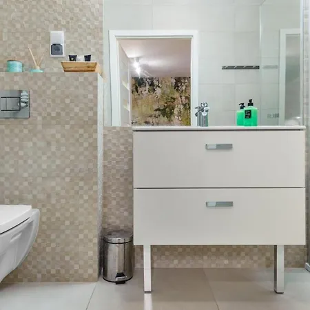 A008 Lux Tukan Polanki Park - Appartement