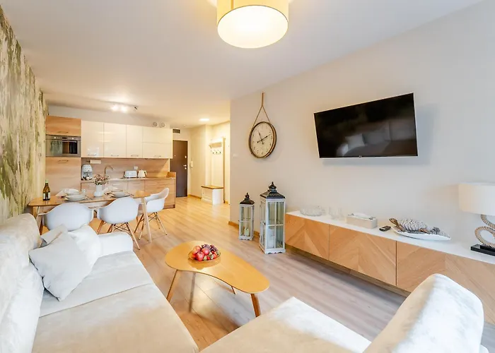 A008 Lux Tukan Polanki Park - * Kołobrzeg